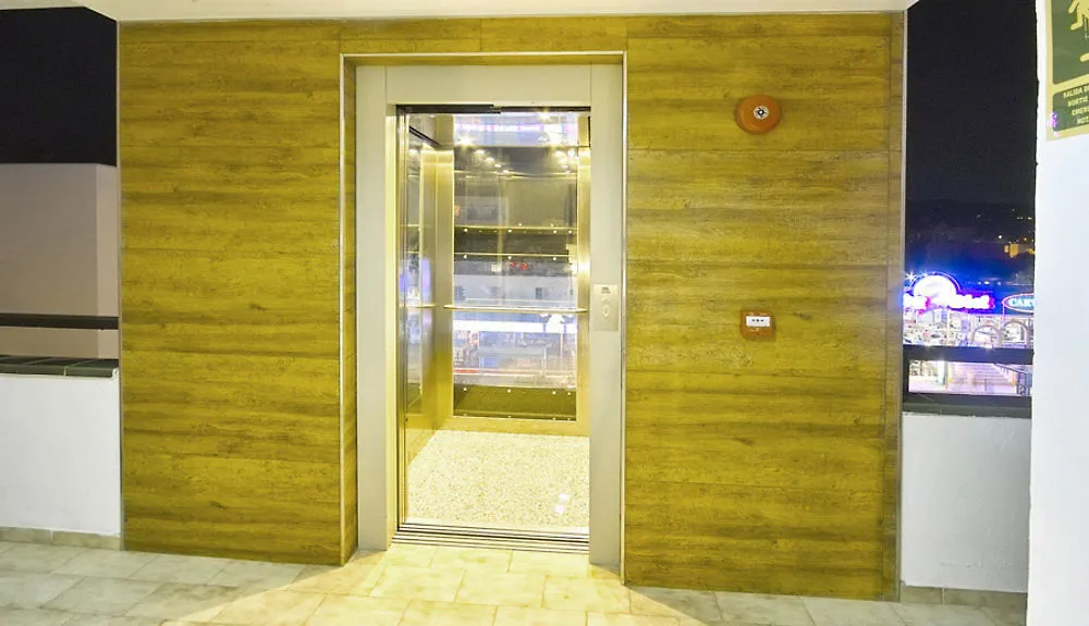 ** Aparthotel Apartamentos Bahia De San Antonio San Antonio  Spanje