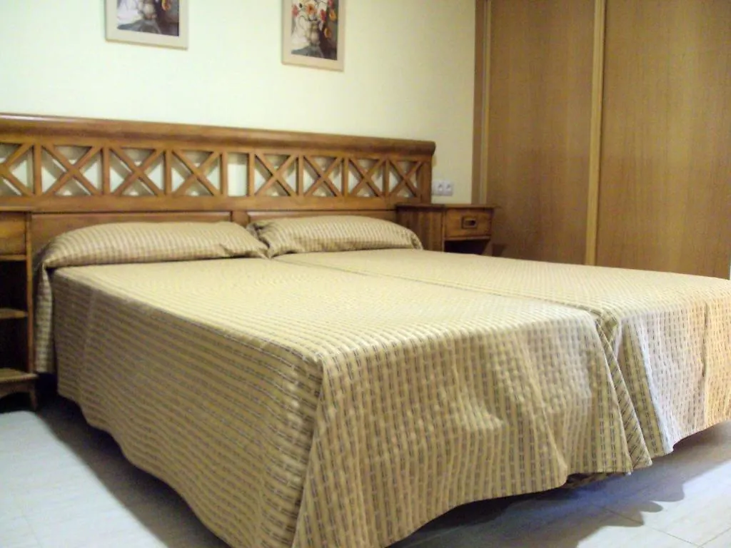 Apartamentos Bahia De San Antonio San Antonio  2*, San Antonio (Ibiza)