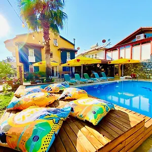  Apart Otel Lena Boutique Türkiye